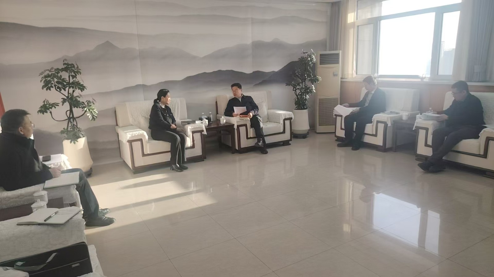 市科技局与燕山大学深度对接燕赵实验室建设工作